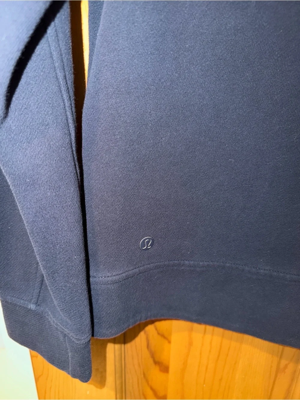 Lululemon Navy Quilted Front Pullover Sweatshirt Side Zips Size 6